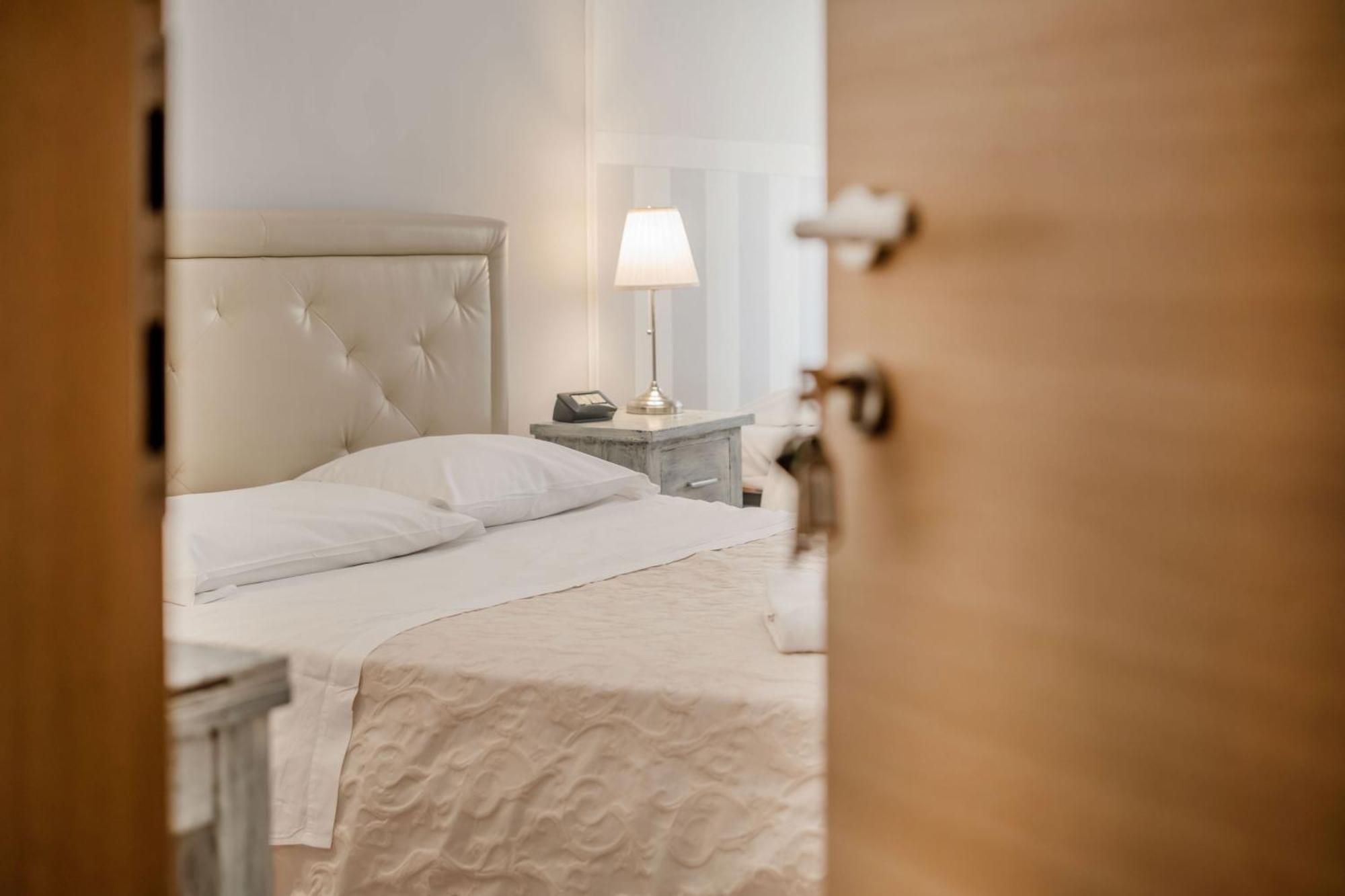 Al Teatro Hotel Verona Ngoại thất bức ảnh